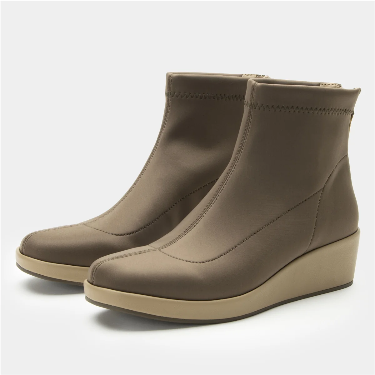 Alegria Harmoni Camel