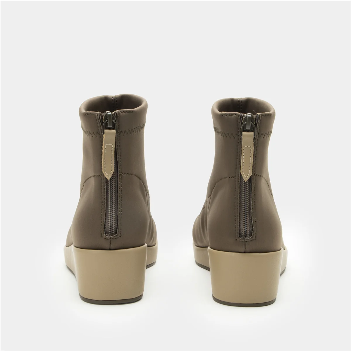Alegria Harmoni Camel