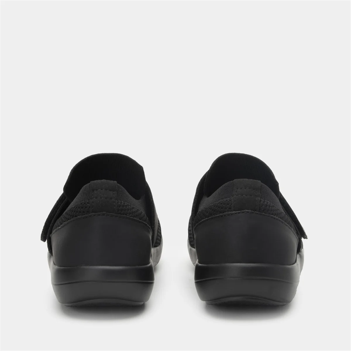 Alegria Dasher Black Out